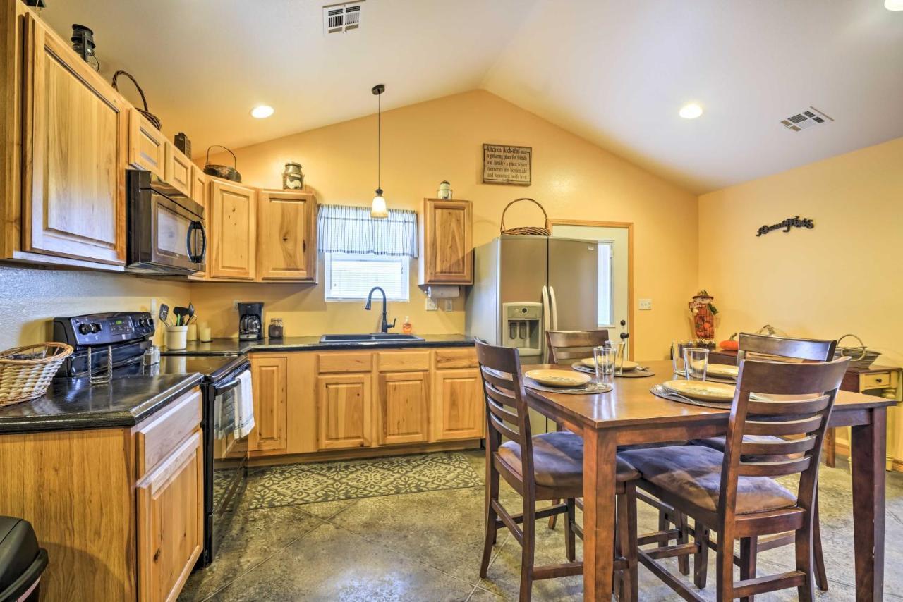 The Bunkhouse At Rolling Meadows Ranch With Grill! Villa Glencoe Eksteriør bilde